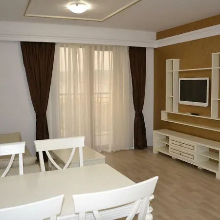 Golden Rainbow Sluneční pobřeží