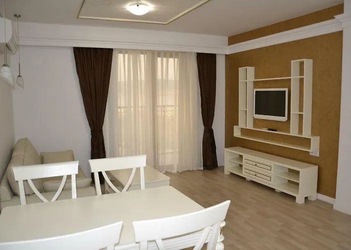 Golden Rainbow 阳光海滩